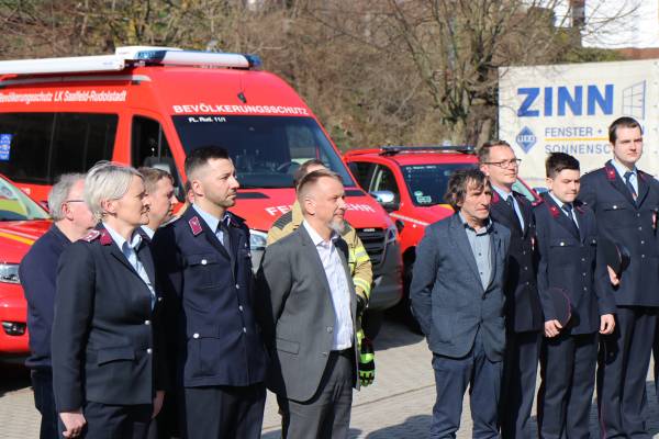 Große Bescherung für fünf Feuerwehren_2022-03-25 Sitzendorf Übergabe Feuerwehren mmod (19).JPG
